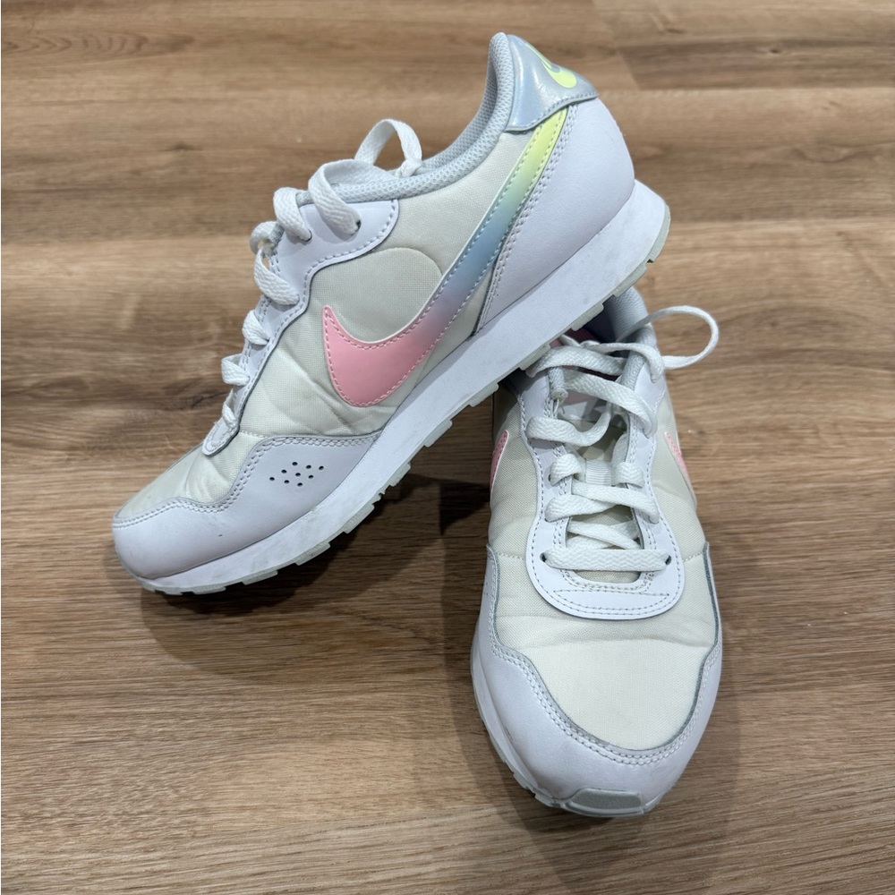 Nike MD Valiant GS “White Multi” (duplicate post)
